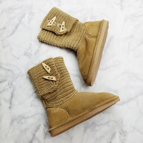 BearPaw Other - Bearpaw|Brown Knit Boots